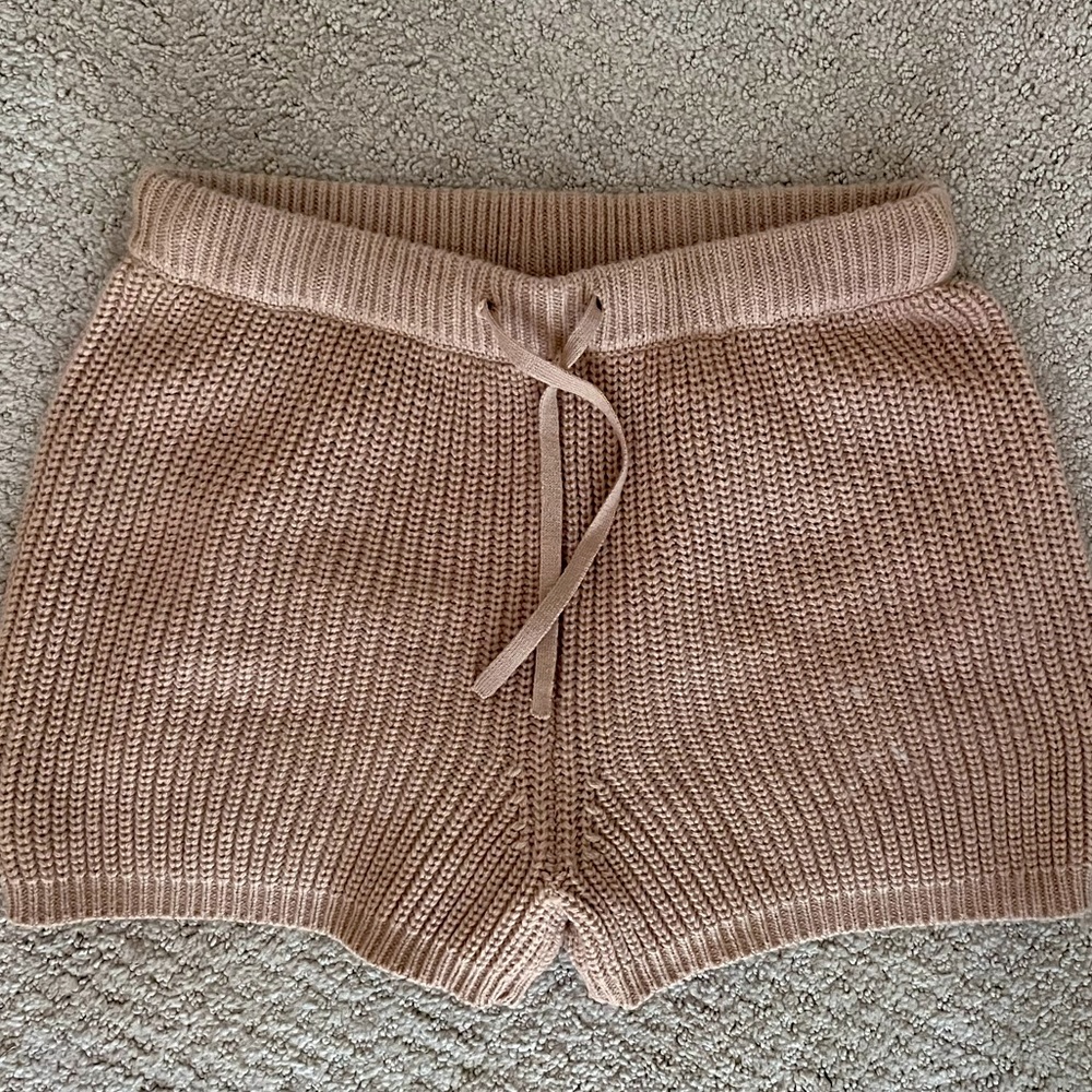 Cute Knit Shorts beige small